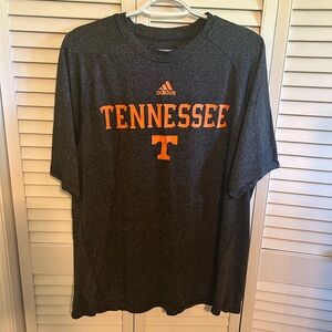 🧡🏈 Adidas Tennessee VOLS T-Shirt - Football Ready!